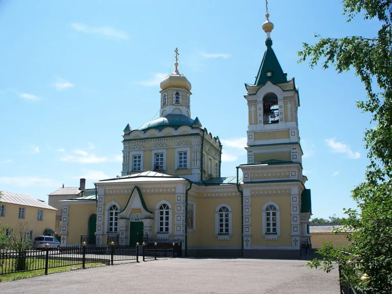 Храм Покрова Пресвятой Богородицы в Уссурийске