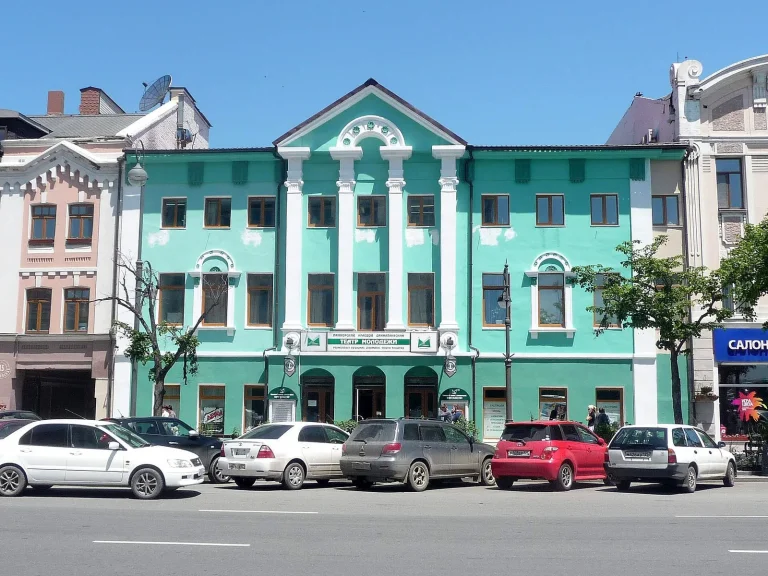 Приморский театр молодёжи